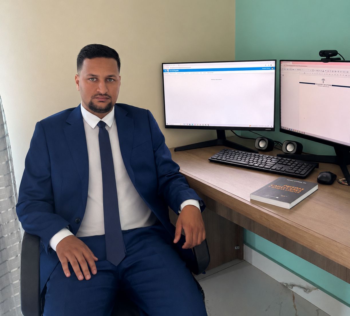 Advogado criminalista pronto para atendimento urgente